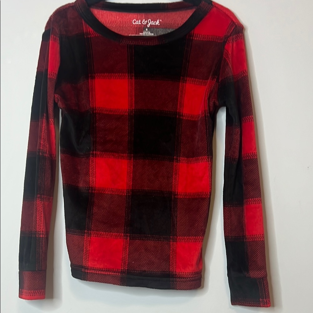 Cat & Jack Kids Red and Black Plaid Fleece Soft Pajama Holiday Shirt Boys Size 6